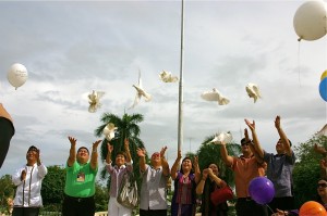 Lipad na, kalapating ligaw! :)