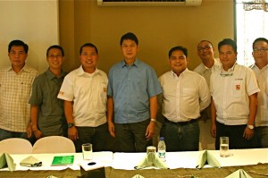 Mayor with Jetti and GenSan Chamber officers