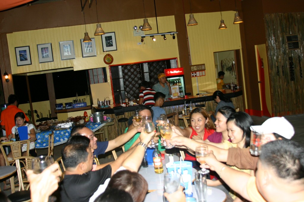 Cheers to Taaz Bar!