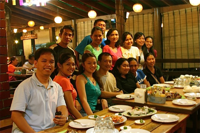 GenSan & Davao Bloggers with Ram's owners